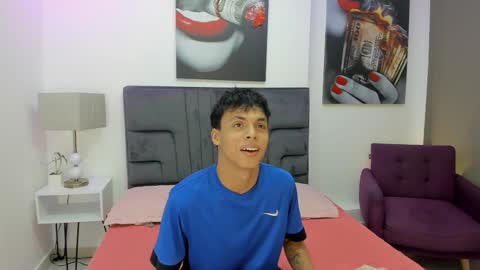 Team Twinks online show from October 28, 2:40 pm