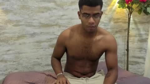 Marco y Luna  online show from March 29, 12:29 pm