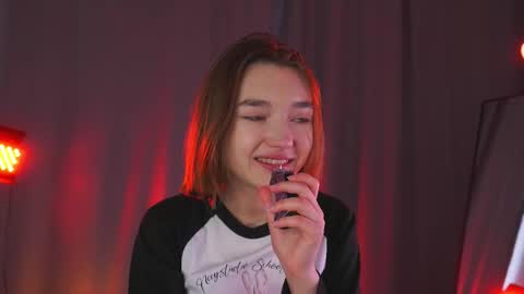 all me precious   online show from March 4, 5:26 am