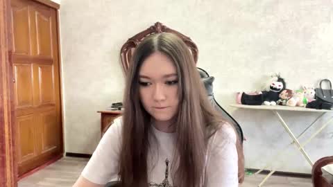 Im Techa 3 feet 24 cm height 170 online show from March 7, 10:48 am