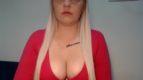 Teeyara  online show from October 23, 7:32 am