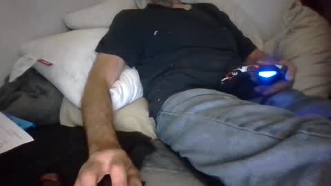 tellias online show from September 10, 10:38 am