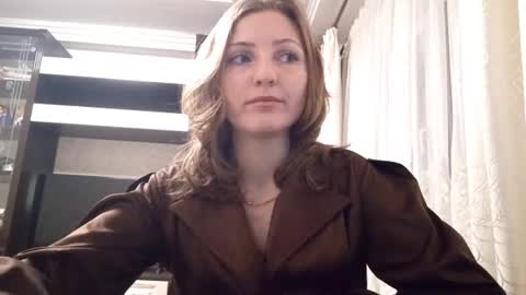 Stephanie online show from January 17, 6:06 pm