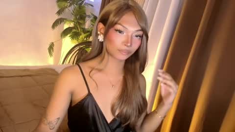 temptation_ashley online show from June 17, 9:03 am