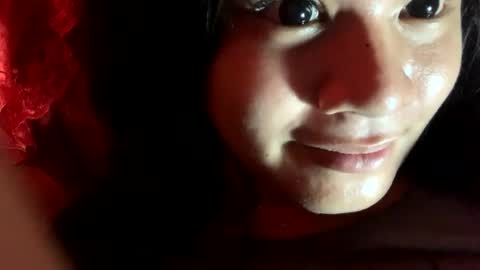 Snapshot of temptation_happiness chatting on January 9, 4:06 pm Just call me Tiara online show from January 9, 4:06 pm