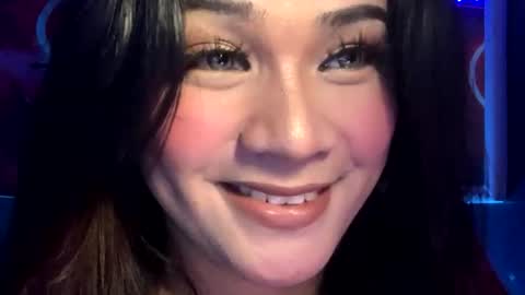 Snapshot of temptation_happiness chatting on October 23, 9:11 am Just call me Tiara online show from October 23, 9:11 am