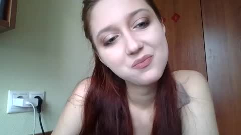 Snapshot of temptingvision chatting on March 10, 10:18 am temptingvision online show from March 10, 10:18 am