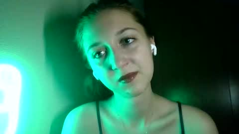 Snapshot of temptingvision chatting on March 1, 8:32 pm temptingvision online show from March 1, 8:32 pm