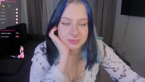  Sue  online show from January 17, 9:45 pm