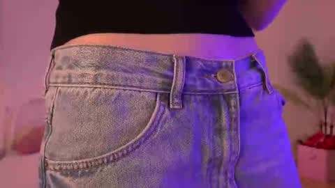 Snapshot of tender_babyy chatting on October 2, 12:48 pm Sexy girl Li online show from October 2, 12:48 pm