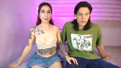 tender_dust online show from June 17, 5:56 am