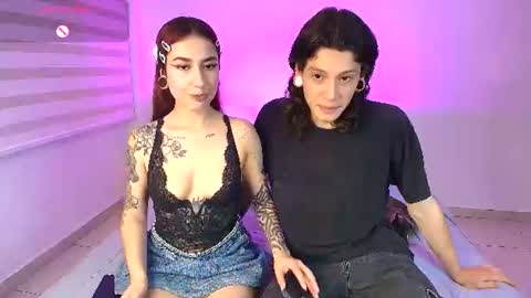 tender_dust online show from June 19, 5:35 am
