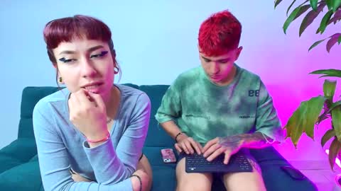 tender_dust online show from March 5, 9:04 pm