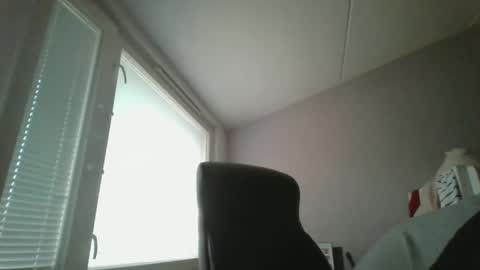 Snapshot of tero007 chatting on October 9, 7:36 am tero007 online show from October 9, 7:36 am