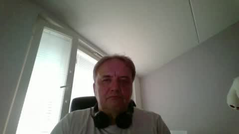 Snapshot of tero007 chatting on September 12, 7:32 am tero007 online show from September 12, 7:32 am