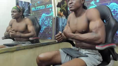 terranze_z online show from April 6, 11:33 am