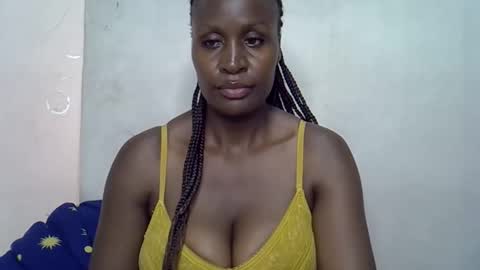 terriam online show from December 13, 7:53 pm