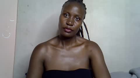 terriam online show from November 10, 4:37 am