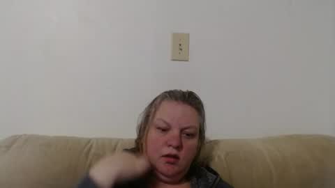 terriann111 online show from December 1, 1:03 am