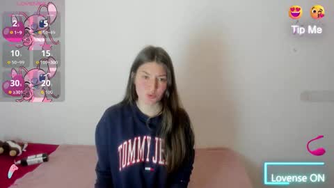 Snapshot of tesa_cute chatting on October 3, 3:04 am tesa online show from October 3, 3:04 am