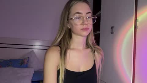 tessa_calmness online show from July 24, 5:48 am