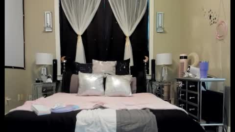 peachy online show from February 15, 10:08 pm