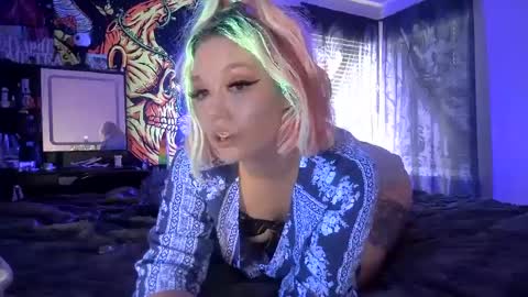 Snapshot of texaspregogrllll chatting on October 9, 6:02 pm TEXASGIRLLLL online show from October 9, 6:02 pm