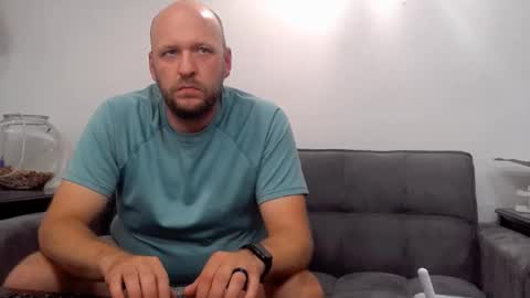 ThicThighsBlueEyes online show from September 10, 7:31 am