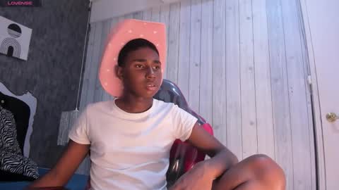 teylor_lovee online show from January 11, 9:10 pm