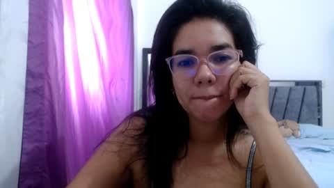 tezza smith online show from July 17, 11:23 am