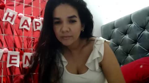 tezza smith online show from February 10, 4:19 am