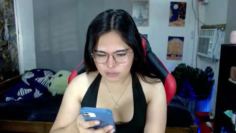 tgirlselena online show from March 27, 12:49 am