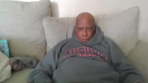 thadax197 online show from April 8, 8:12 pm