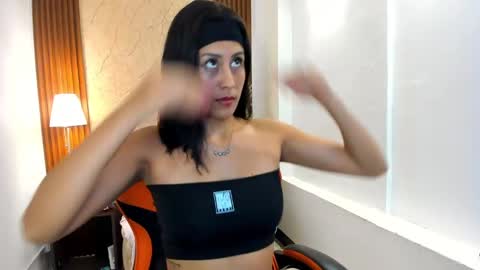 Sweet Thais  online show from September 22, 12:20 pm