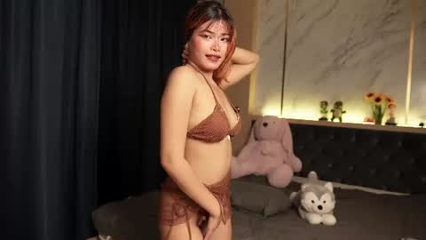 thaitwix online show from July 10, 6:12 pm