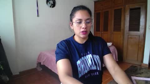    online show from October 1, 6:18 pm