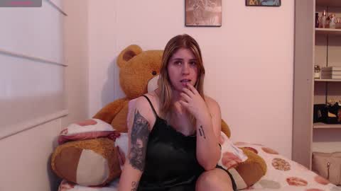   online show from February 23, 11:23 am