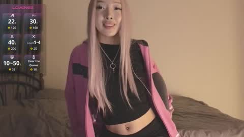 thanos_world1321002 online show from September 16, 10:02 pm