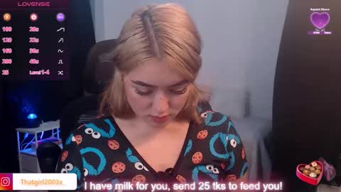 Snapshot of thatgirl2003 chatting on October 12, 1:26 pm   online show from October 12, 1:26 pm