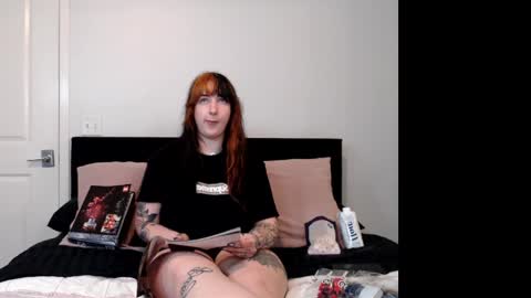 Thatwitch710 online show from March 5, 4:02 am