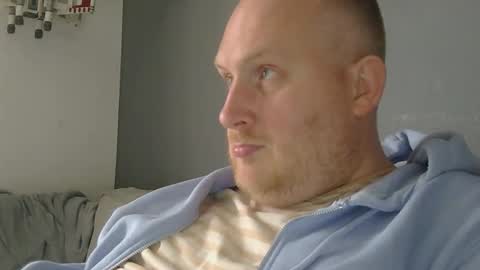 the007146368 online show from February 27, 2:10 pm