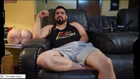 the_alpha_dog_xxx online show from September 10, 10:22 pm
