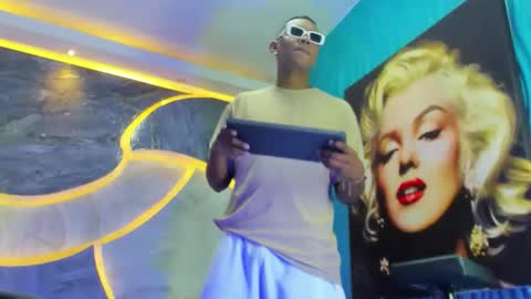 the_hot_boy0 online show from November 13, 12:30 pm