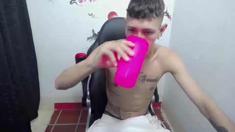 the_latin_boy02 online show from October 28, 7:26 pm