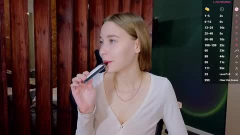 Vicky online show from February 20, 6:43 pm