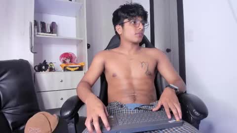 Danny online show from November 9, 1:09 am