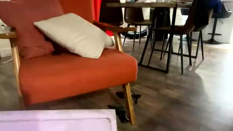 theauroravee online show from September 14, 8:43 pm