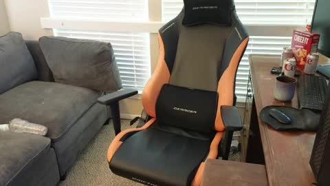 theballboy online show from April 11, 5:39 pm