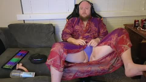 theballboy online show from April 18, 9:33 am