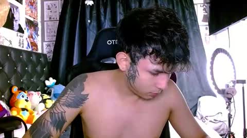 thebluesky_18 online show from May 21, 9:38 am
